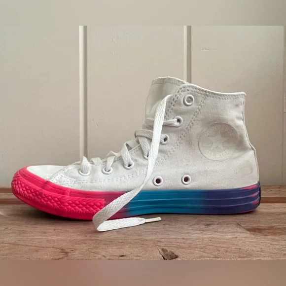 Converse All Star high top kids shoes with pink to blue gradient souls, size 3 - Picture 3 of 6
